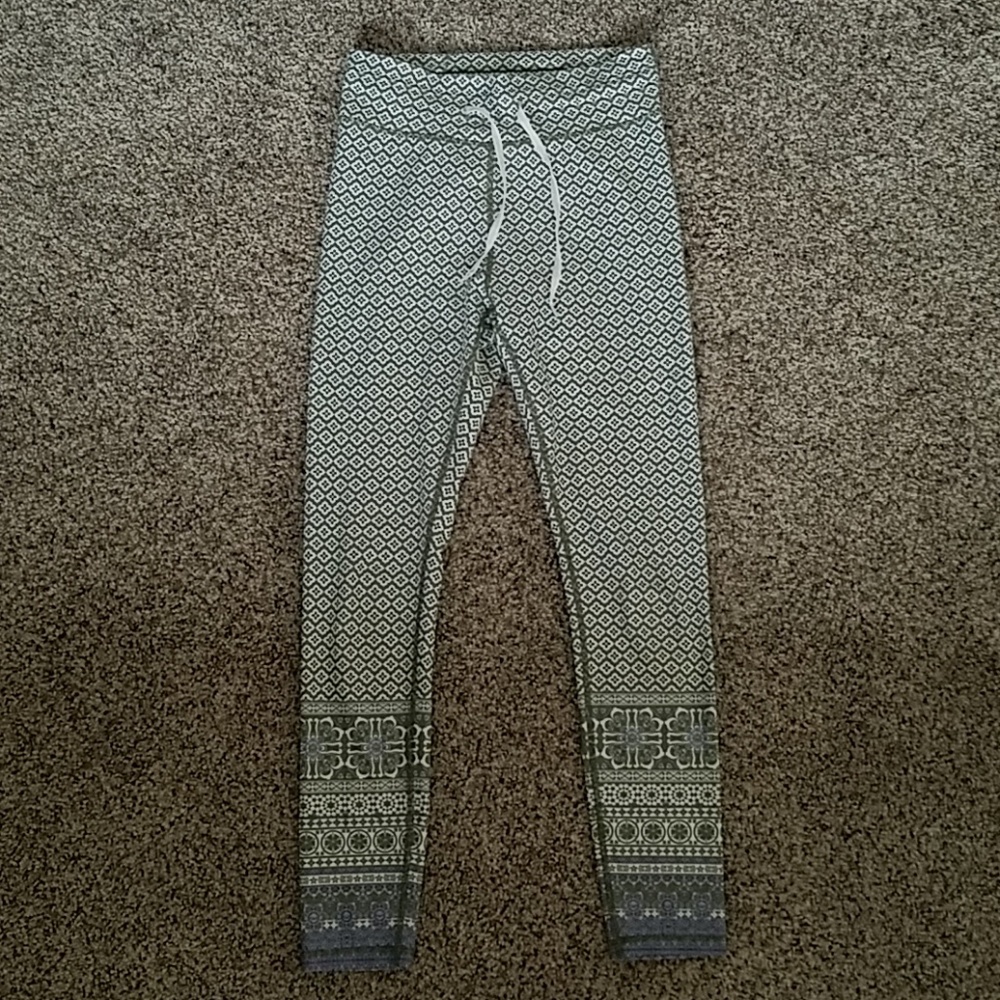 Sarahs Day × White Fox Active Leggings